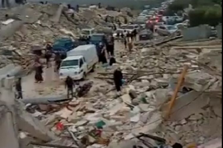 Gempa Dahsyat Magnitudo 7.8 Guncang Turki, Dikabarkan 500 Lebih Orang Dinyatakan Meninggal