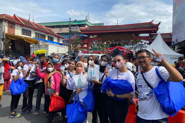 QL Cosmetic Bagi-bagi Kosmetik Gratis di 15 Kota se-Indonesia