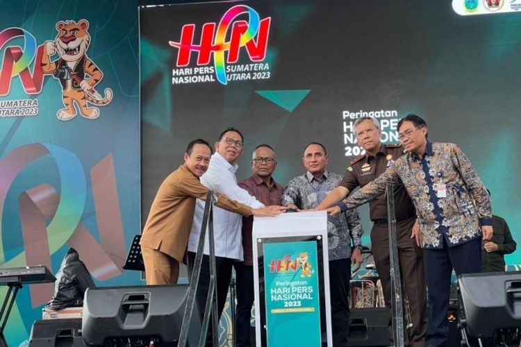 Gubernur Sumatera Utara Resmi Buka Pameran Pers, Metaverse, UMKM di HPN 2023