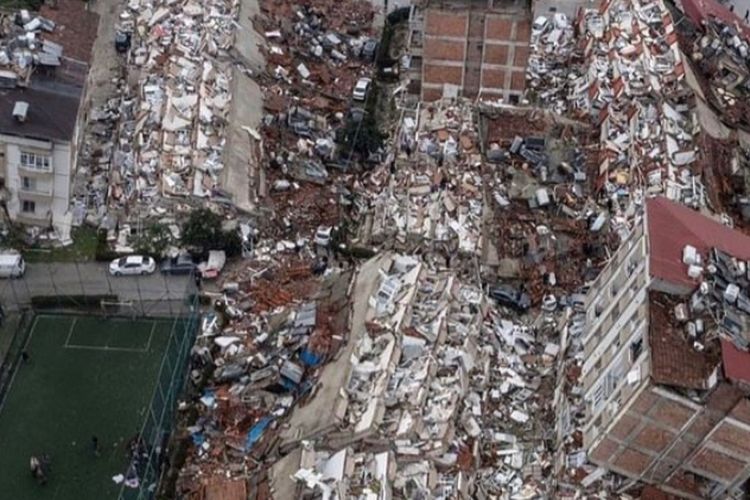 Korban Tewas Akibat Gempa dahsyat di Turki dan Suriah Sudah Lebih dari 7.100 orang   