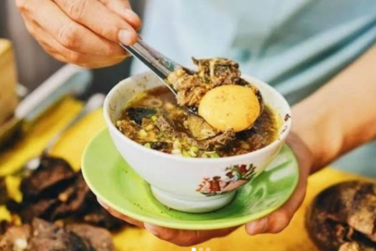 Mantul Mas Broohhh! 7 Wisata Kuliner Makassar masih bertahan hingga 2023