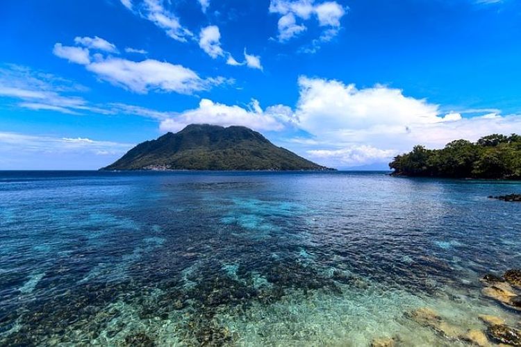 Gunung di Bawah Laut Pacitan Bisa Ciptakan Tsunami Tiba-tiba, Ini Kata Ahli!