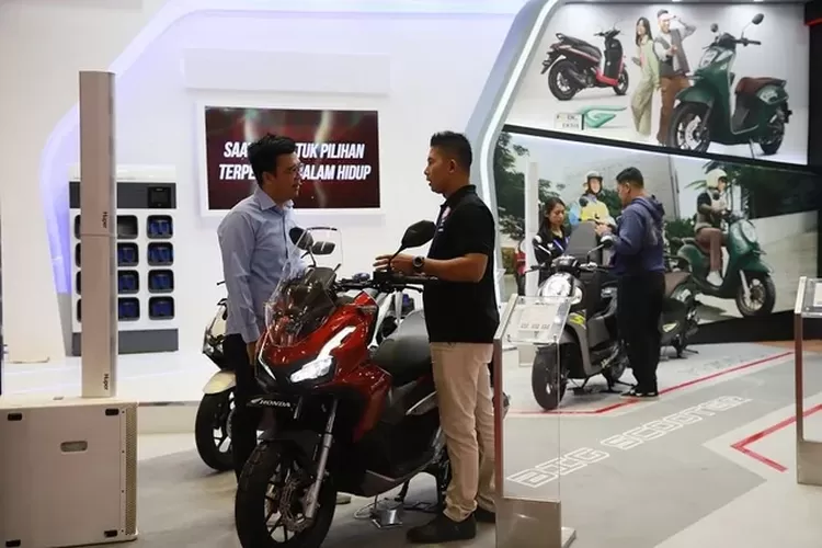Temukan Ragam Gaya Hidup Bersepeda Motor di Booth Honda GIIAS 2023