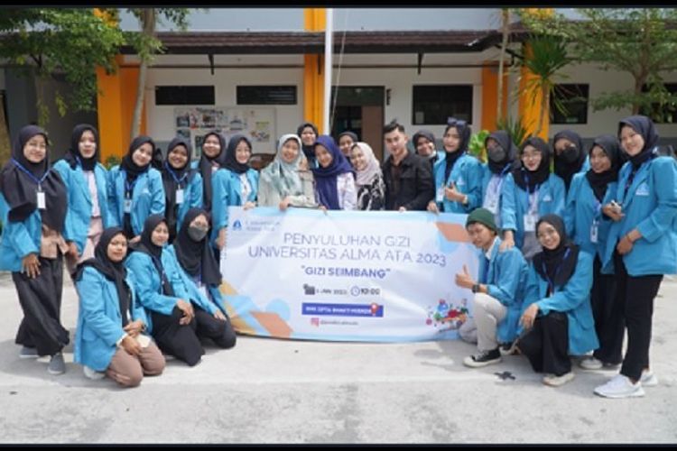 Jelaskan Gizi Seimbang, UAA Gelar Nutrition Fair di SMK Kesehatan Cipta Bhakti Husada