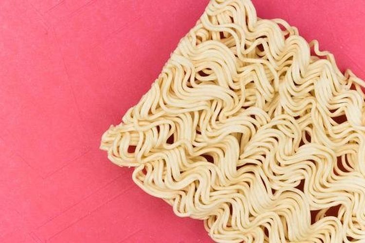 Ramai Soal Kandungan Mi Instan Malaysia Picu Kanker, Ini Kata Ahli Farmasi