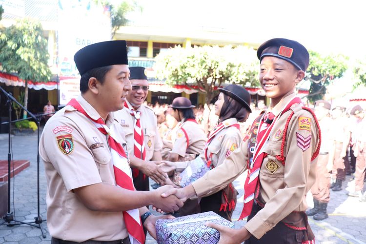 Ratusan Pramuka Purworejo Terima Penghargaan