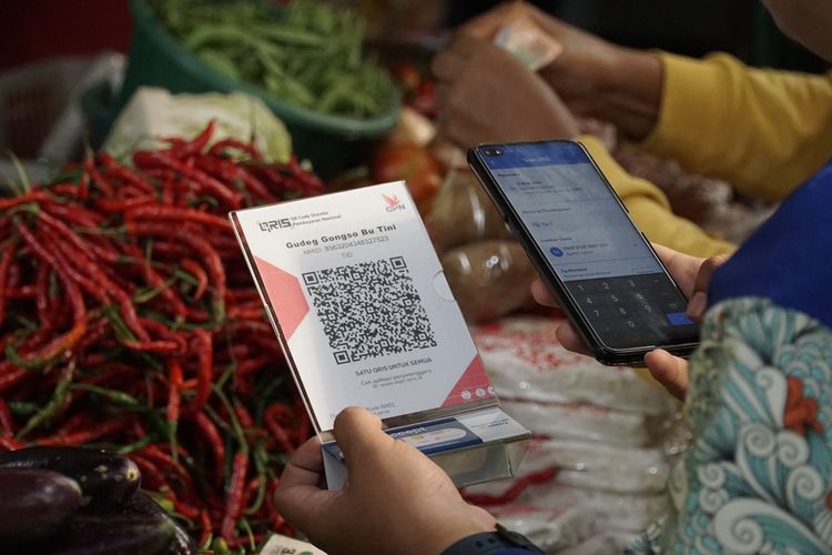 BRI Gelar Pesta Rakyat Simpedes di Yogya, Pedagang Pasar Kini Pakai QRIS