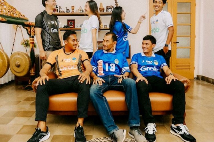 The Royal Succession Nama Jersey PSIM, Terinspirasi Promosi 1996