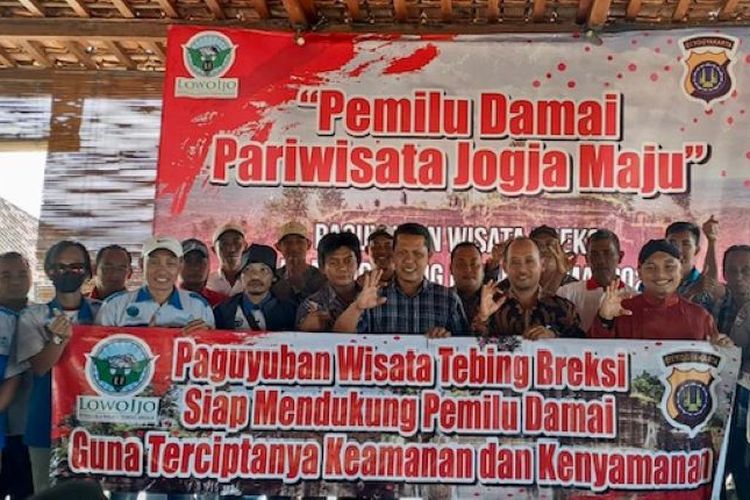 Tak Boleh Ada Atribut Politik, Pengelola Wisata dan Pelaku Ekonomi Tebing Breksi Deklarasi Pemilu Damai