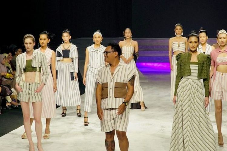 Brand Lokal Yogya Ini Sukses Gebrak Surabaya Fashion Parade 2023