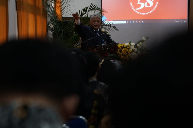 Rektor Ingin Fishipol UNY Terus Berkembang