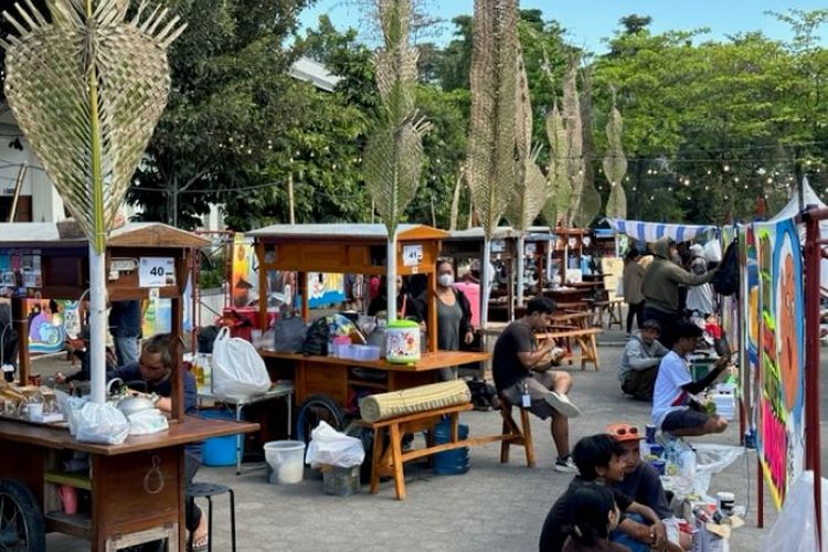 51 Gerobak Angkringan Kumpul di JEC, Siap-Siap Berburu Sego Kucing dan Teh Tiga Ceret