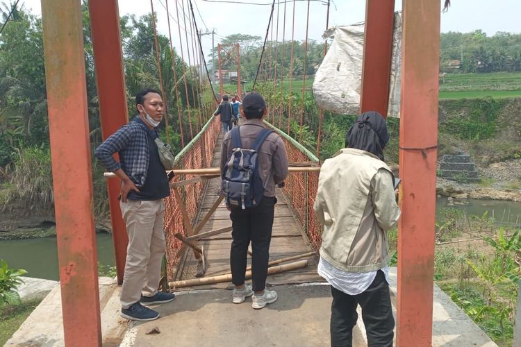 Kerangka Besi Rapuh, Jembatan Gantung Sidabowa Banyumas Ditutup Total 