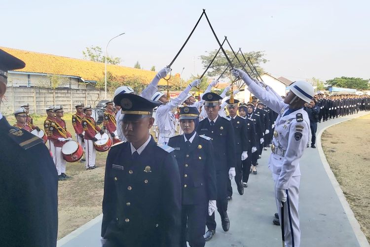 Politeknik  Keselamatan Transportasi Jalan  (PKTJ) Tegal Wisuda  201 Taruna