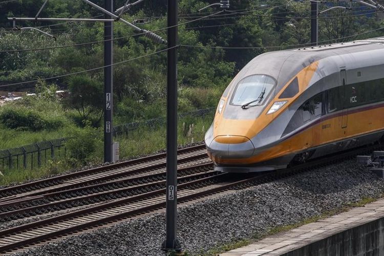 Kabar Operasi Kereta Cepat Molor, Kemenhub Angkat Bicara