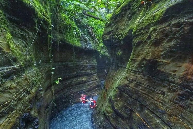 6 Rekomendasi Destinasi Wisata Alam di Banten yang Wajib di Kunjungi saat Liburan Akhir Pekan