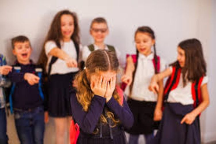 Anak SD Diinjak Kemaluannya Saat Tak Beri Contekan, Pentingnya Mengajarkan Anak Menjaga Keamanan Diri