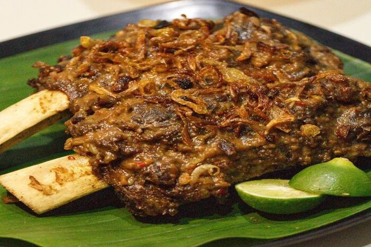 Cari Referensi Makanan Enak? Ini dia 5 Rekomendasi Wisata Kuliner di Makassar 2023 yang Bisa Kamu Coba