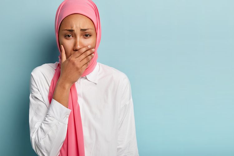 Muslimah Wajib Tau : Hukumnya Rambut Jatuh Ketika Haid, Benarkah Mereka Akan Menuntut Nantinya?