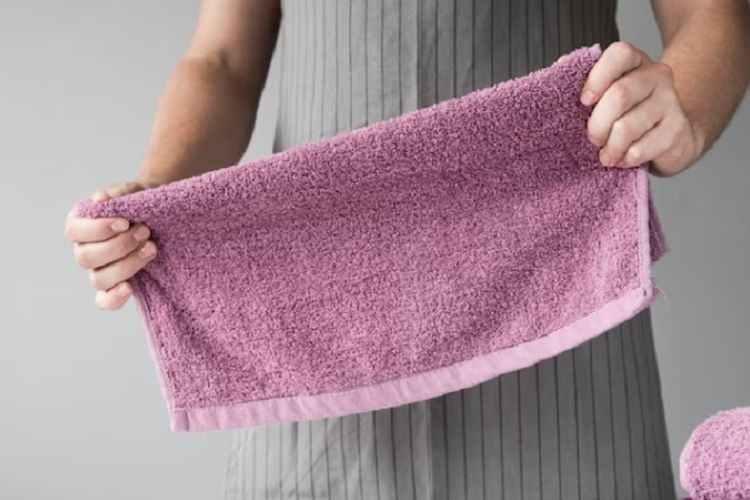 Panduan Mencuci Handuk Mandi: Waktu Terbaik Agar Tetap Bersih dan Nyaman Digunakan