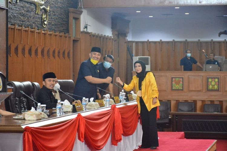 Banyak Vaksin Kadaluarsa, Wakil Ketua DPRD Provinsi Jambi Pinto Jayanegara: Musnahkan! 