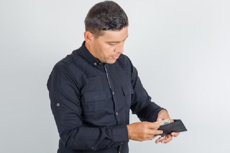 Tips Aman dan Bijak dalam Menghindari Bahaya Pinjaman Online 