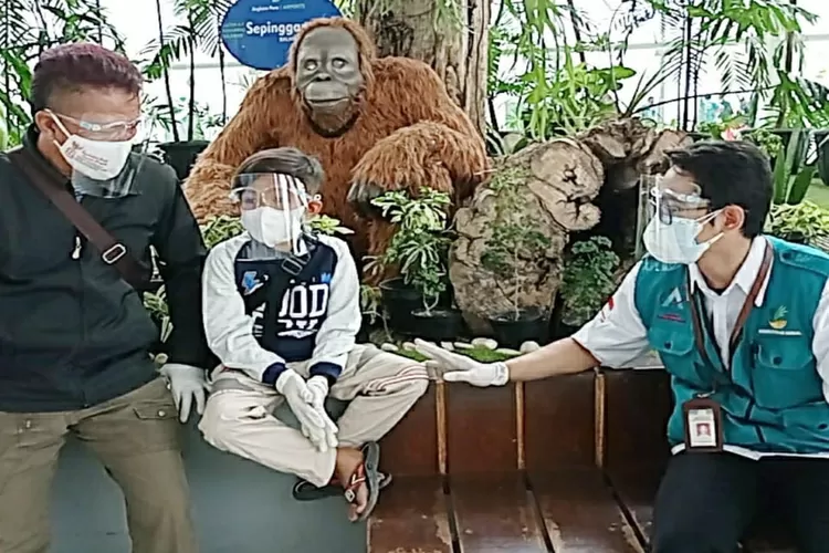 Vino (10) yang tinggal di Kutai Barat, Kalimantan Timur.  Ia menjadi yatim piatu karena orangtuanya meninggal terpapar Covid-19. (Kementerian Sosial RI)