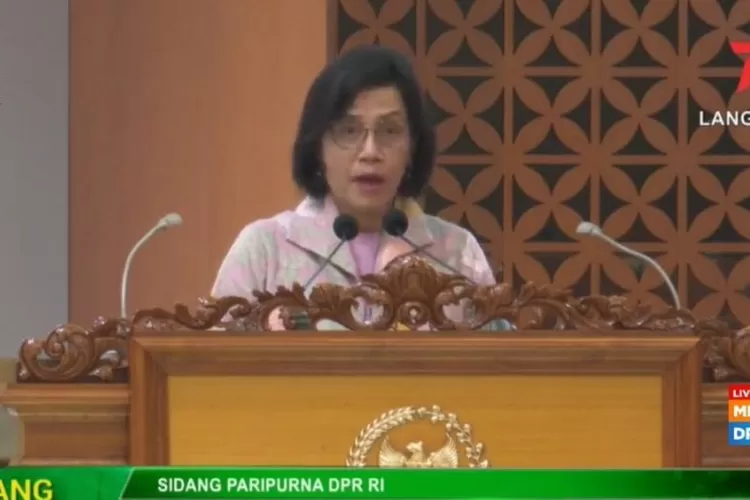 Menteri Keuangan (Menkeu) Sri Mulyani dalam  Rapat Paripurna Dewan Perwakilan Rakyat (DPR) di Jakarta, Selasa (24/08/2021) ((ANTARA/Agatha Olivia))