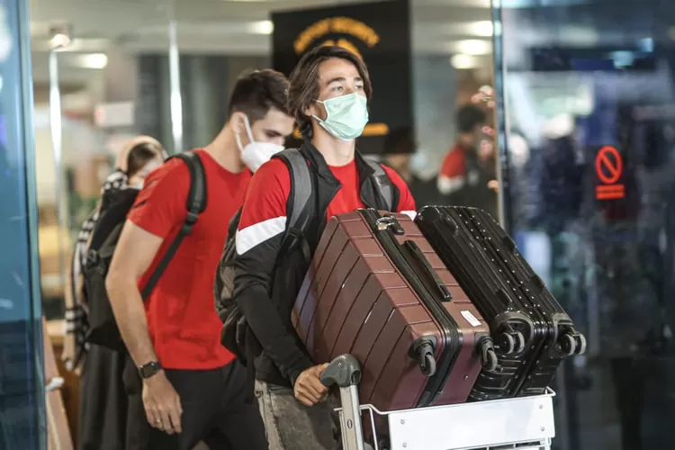 Gavin Kwan Adsit (baliutd.com)