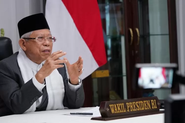Wakil Presiden Ma'ruf Amin memberikan arahan dalam Musyawarah Kerja Nasional (Mukernas) MUI I 2021 secara virtual dari kediaman resmi wapres di Jakarta, Rabu (25/8/2021) ((Asdep KIP Setwapres))