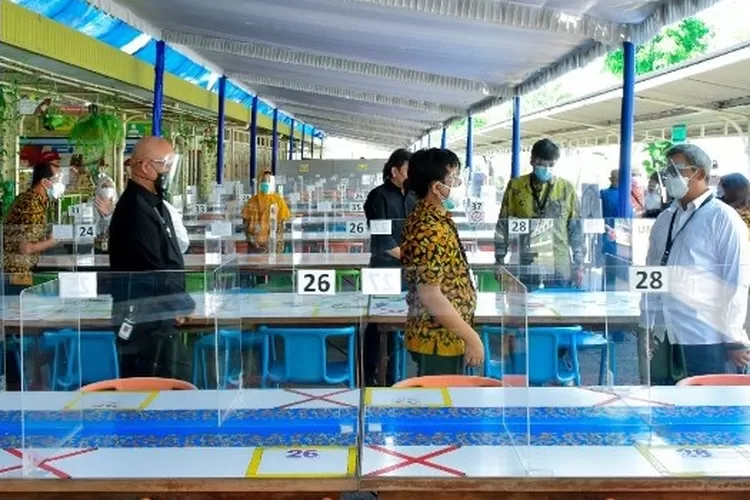 Kemenperin memantau tiga perusahaan IHT dalam menerapkan prokotol kesehatan (Dok.Kemenperin.go.id)