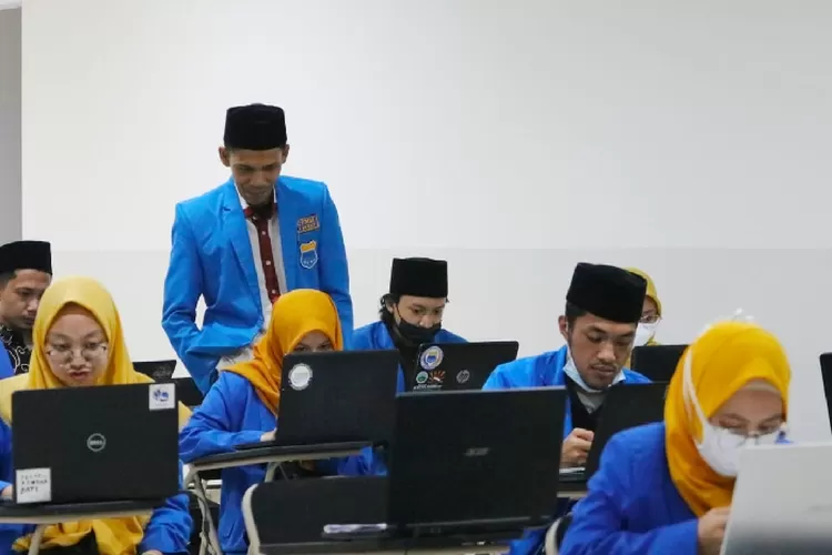 Pelaksanaan PKL PC PMII Kabupaten Bogor di Universitas Nahdlotul Ulama, Kemang. (Rosyka/Azis)