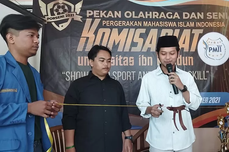 Ketua Cabang PMII Kota Bogor membuka Porseni PMII UIKA