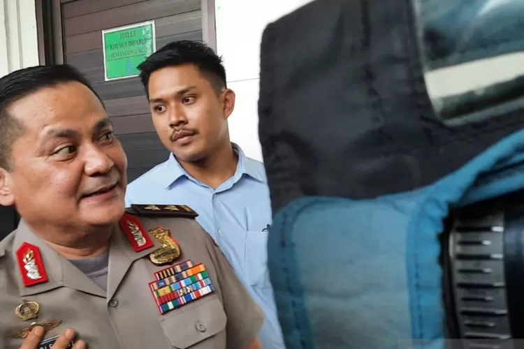 Dokumentasi - Irjen Pol. Napoleon Bonaparte usai menghadiri persidangan di Pengadilan Negeri Jakarta Selatan, Rabu (30/9/2020).  (ANTARA/Laily Rahmawaty)