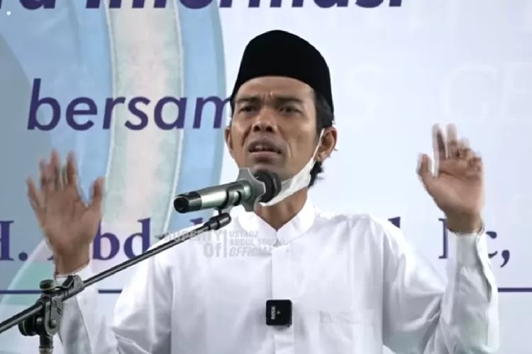 Ustadz Abdul Somad dalam Acara Kajian Bada Isya Ukhuwah islamiyyah Pulai Banyak, Aceh Singkil (Youtube Ustadz Abdul Somad Official)