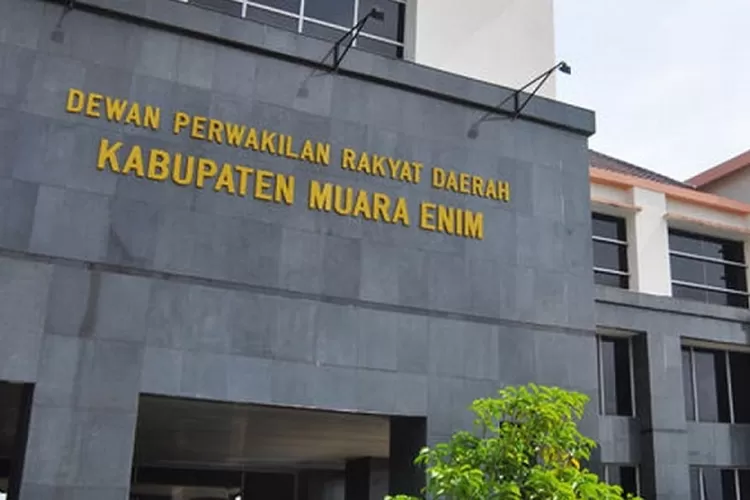 Kantor DPRD Muara Enim (dok. Klikanggaran)