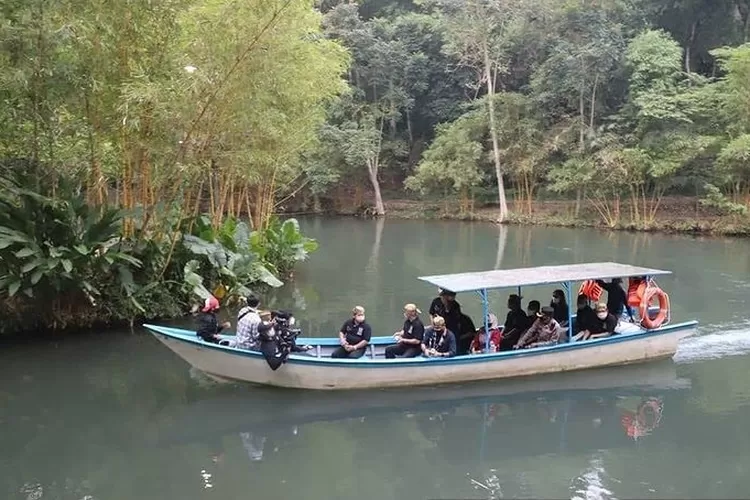 Nikmati Suasana Alam Menyejukkan Di Boonpring, Salah Satu Wisata Yang ...