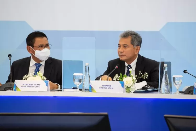 Dirut BRI Sunarso (kanan) (HO/Humas BRI)