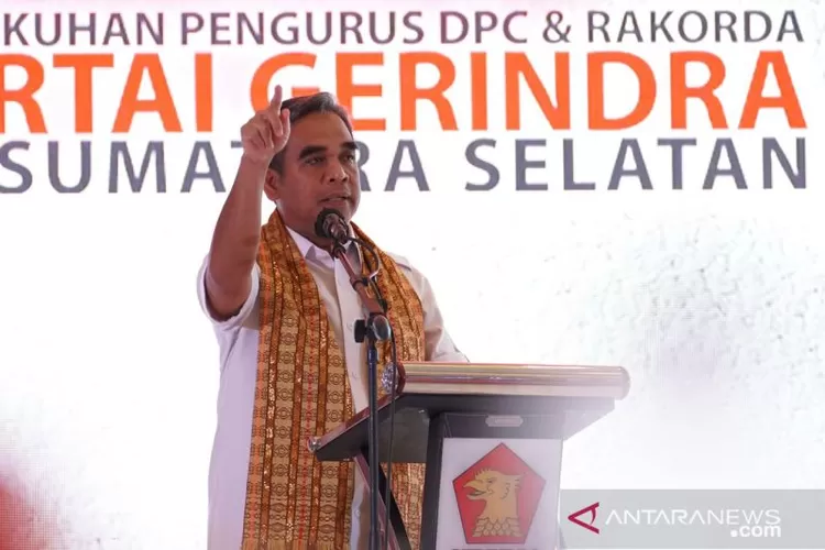 Sekretaris Jenderal DPP Partai Gerindra Ahmad Muzani saat menghadiri Rapat Koordinasi Daerah (Rakorda) Partai Gerindra Sumatera Selatan, di Palembang, Minggu (31/10/2021).  (ANTARA/HO-Dokumentasi Pribadi)