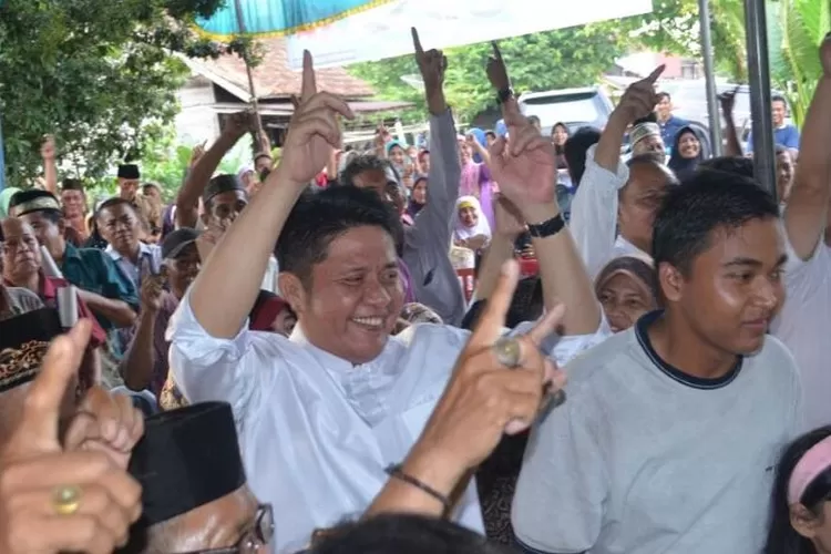 H Herman Deru saat kampanye Pilkada Sumsel 2018 (Instagram/@hermanderu67)