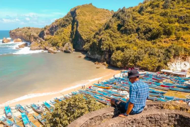 3 Pantai Dengan Pesona Alam Indah di Gunung Kidul Yogyakarta, Jawa Tengah (Instagram/@abdugp)