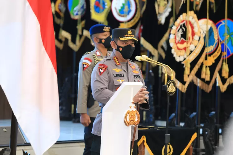 Kapolri Jenderal Listyo Sigit Prabowo resmi melantik sejumlah jabatan strategis di lingkungan Korps Bhayangkara. Salah satunya jabatan Kabaintelkam Polri, Rabu 10 November 2021. (humas.polri.go.id)
