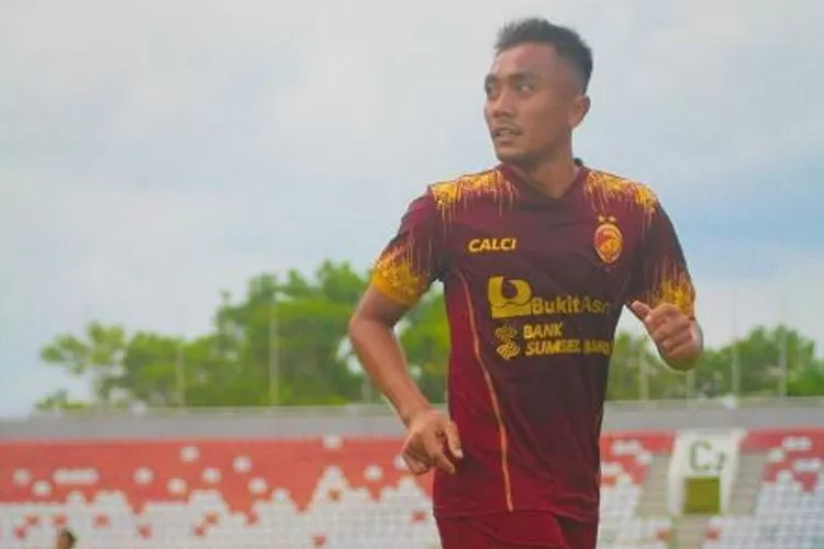 Dedi Hartono, Top Skor sementara Liga 2 musim 2021-2022 (Instagram/@dhartono10)