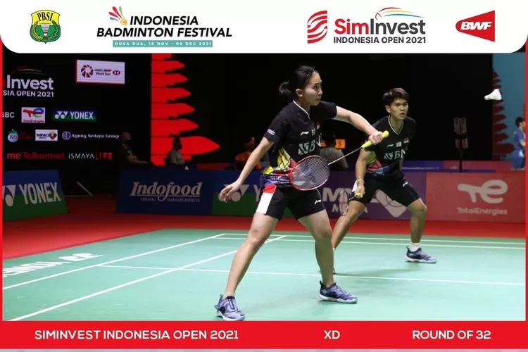 Adnan-Mychelle lolos ke babak 16 besar Indonesia Open 2021 usai mengalahkan unggulan ketujuh dari Prancis. (instagram @badminton.ina)