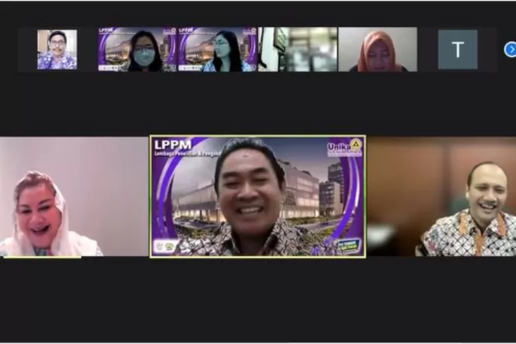 Penarikan mahasiswa Kuliah Kerja Nyata (KKN) Adaptif Pandemika-4 Unika Soegijapranata secara daring. (dok HUmas Unika)
