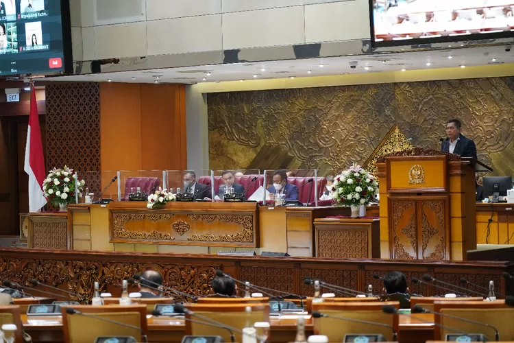 Rapat Paripurna DPR RI sahkan RUU tentang Perubahan Atas UU nomor 16 tahun 2004 tentang Kejaksaan, menjadi Undang-Undang, Selasa 7 Desember 2021.