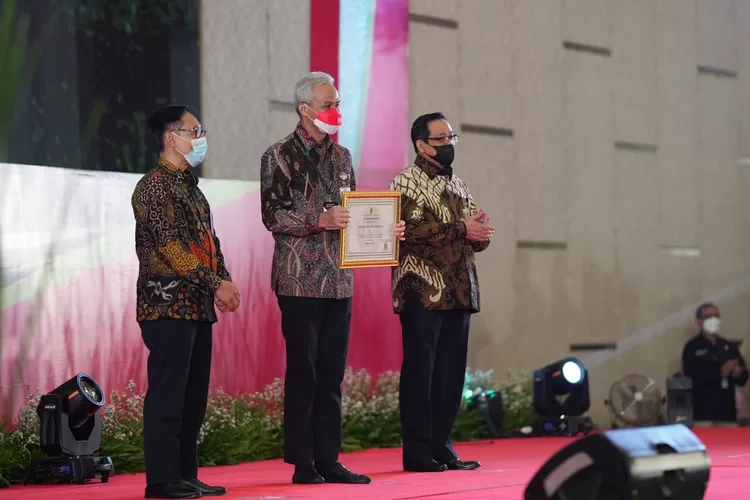 Jateng Terima Anugerah Meritokrasi, Ungguli Jatim Jabar dan DKI Jakarta