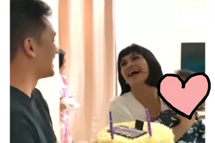 Video momen Vanessa Angel ulang tahun yang diunggah adik ipar, Fuji. (tangkapan layar Instagram @fuji_an)