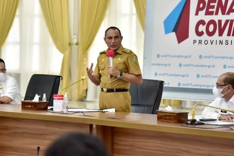 Gubernur Sumut Edy Rahmayadi tegaskan bahwa Choki tertidur saat ia memberikan wejangan  (Niasonline.com)