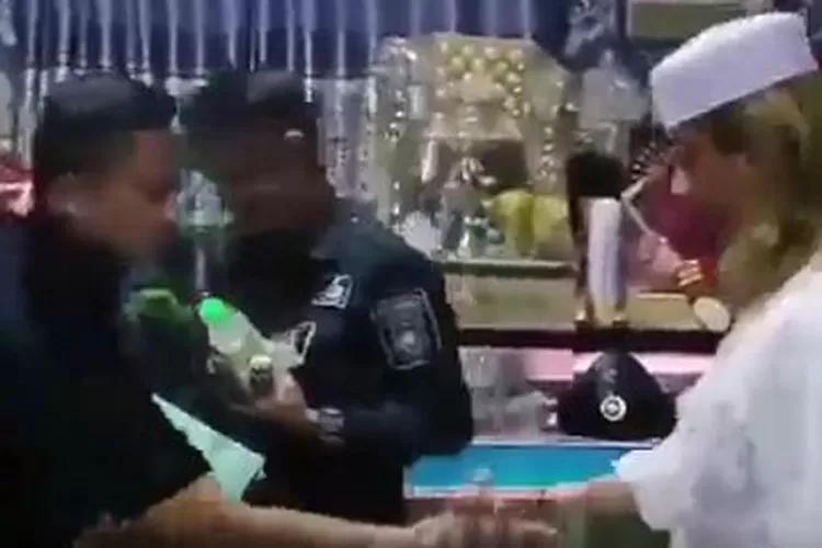 Habib Bahar bin Smith (Twitter @Aryprasetyo85)